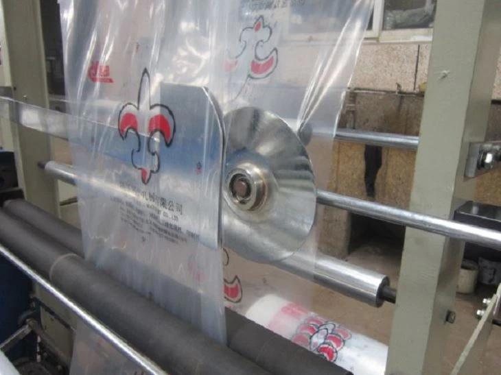 Computer Side Sealing Heat Cutting Bag Making Machine Computer Side Sealing Heat Cutting Bag Making Machine